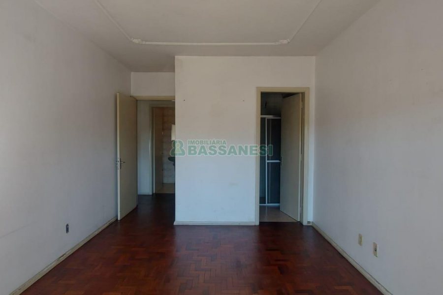 Apartamento com 120m², 3 dormitórios, no bairro Lourdes em Caxias do Sul para Alugar