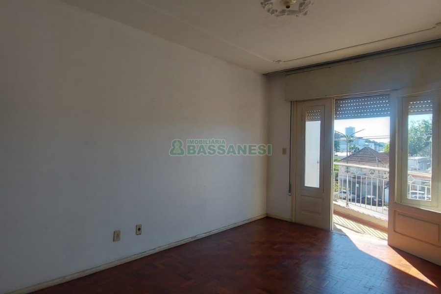 Apartamento com 120m², 3 dormitórios, no bairro Lourdes em Caxias do Sul para Alugar