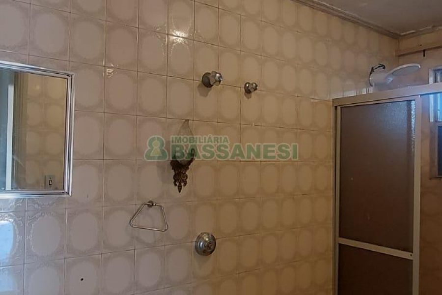 Apartamento com 120m², 3 dormitórios, no bairro Lourdes em Caxias do Sul para Alugar