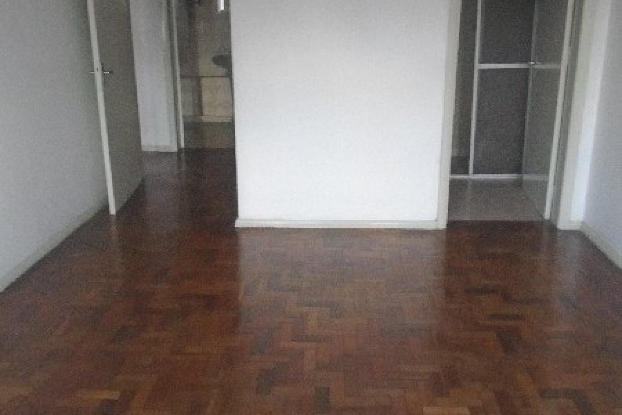 Apartamento com 120m², 3 dormitórios, no bairro Lourdes em Caxias do Sul para Alugar