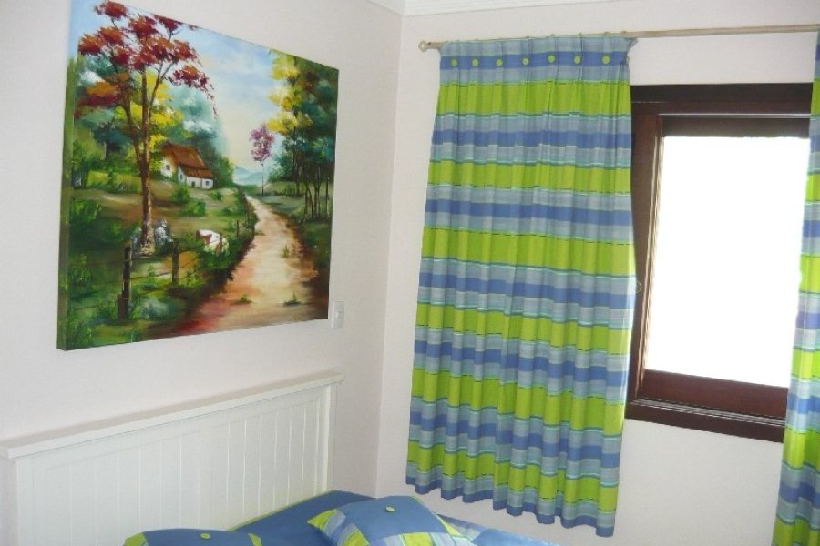 Chácara com 320m², 3 dormitórios, 4 vagas, no bairro Pedancino em Caxias do Sul para Comprar