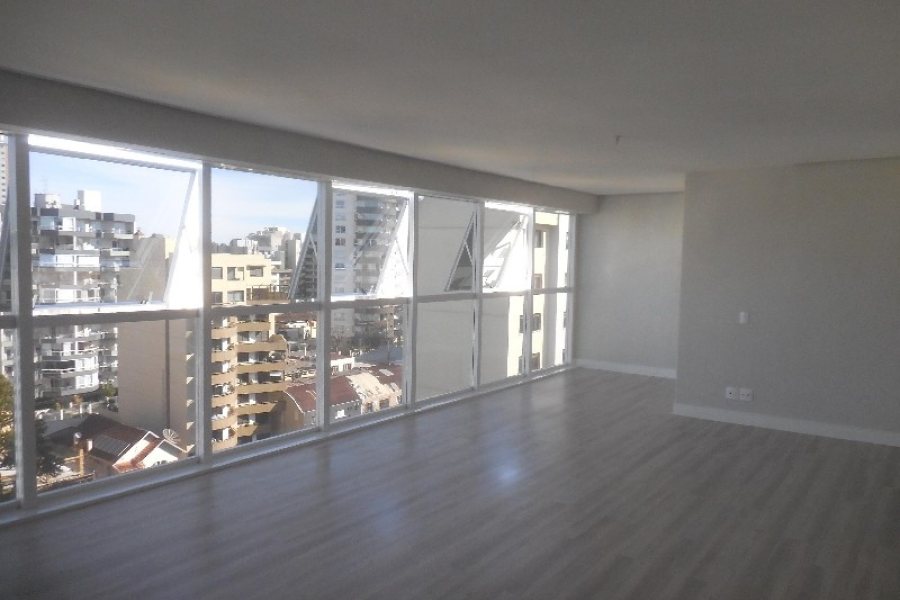 Sala com 51m², 1 vaga, no bairro São Pelegrino em Caxias do Sul para Alugar