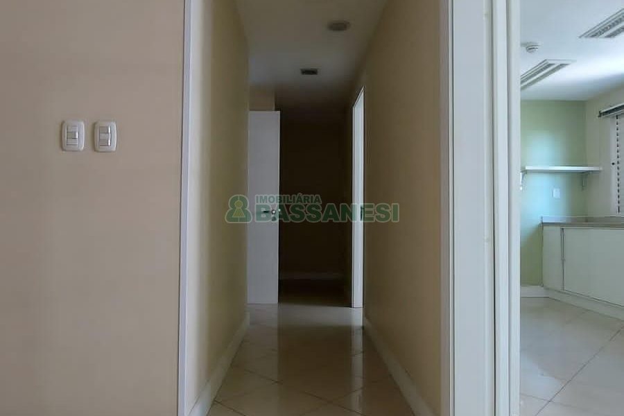 Sala com 91m², no bairro Centro em Caxias do Sul para Comprar