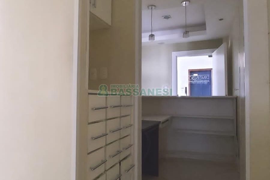 Sala com 91m², no bairro Centro em Caxias do Sul para Comprar