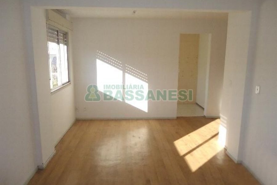 Apartamento, 1 dormitório, no bairro Lourdes em Caxias do Sul para Alugar