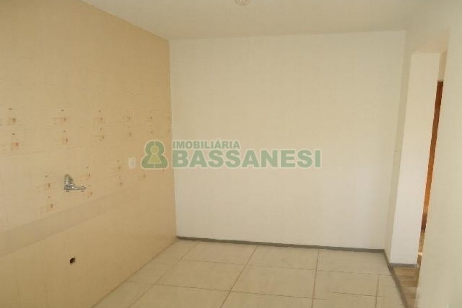Apartamento, 1 dormitório, no bairro Lourdes em Caxias do Sul para Alugar
