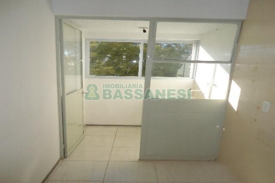 Apartamento, 1 dormitório, no bairro Lourdes em Caxias do Sul para Alugar