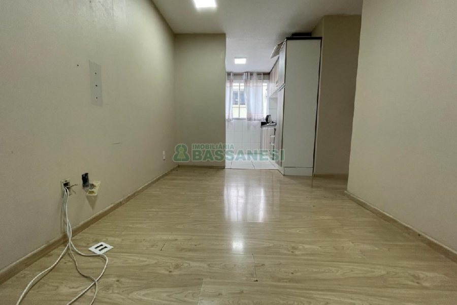 Apartamento com 56m², 2 dormitórios, 1 vaga, no bairro Nossa Senhora das Graças em Caxias do Sul para Comprar