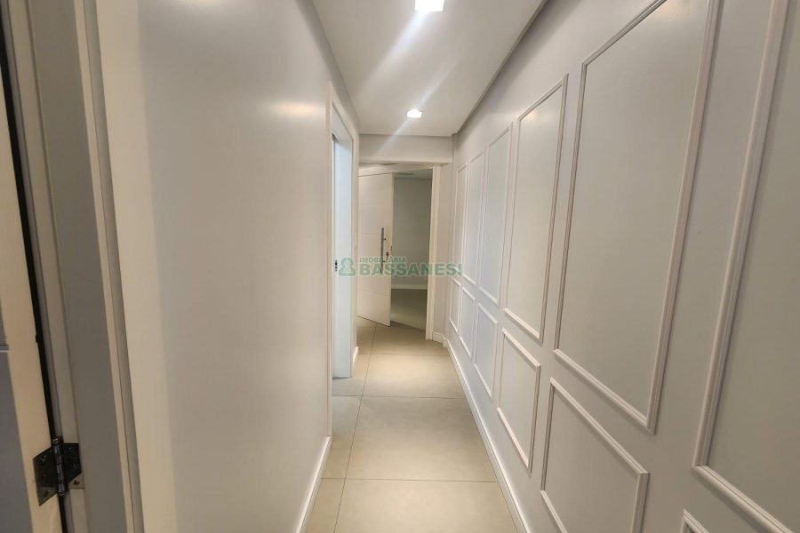 Sala com 80m², 1 vaga, no bairro São Pelegrino em Caxias do Sul para Alugar