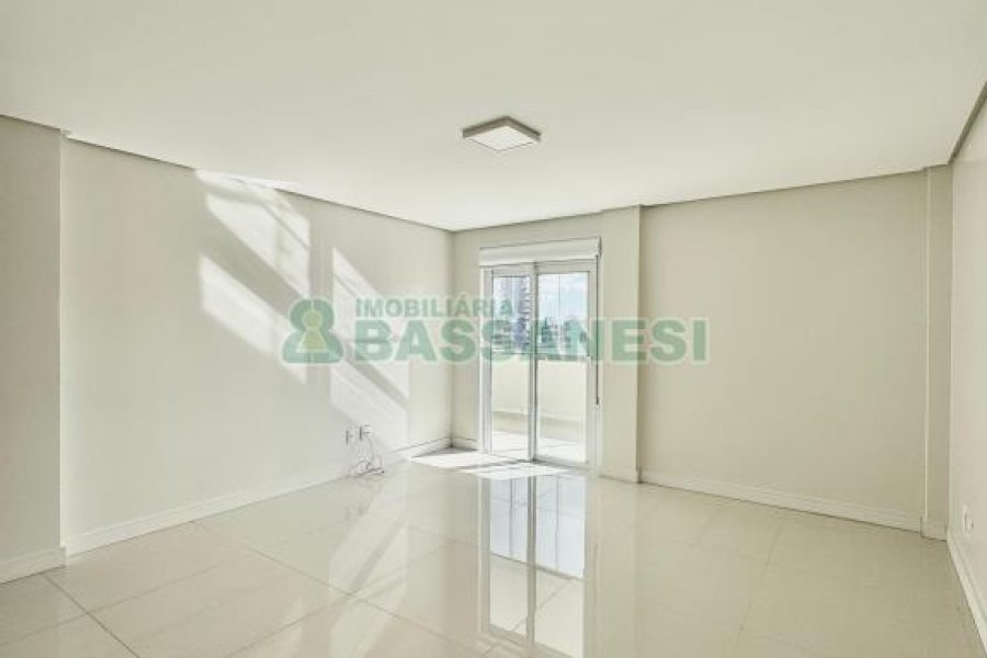 Apartamento com 203m², 2 dormitórios, 2 vagas, no bairro Panazzolo em Caxias do Sul para Alugar