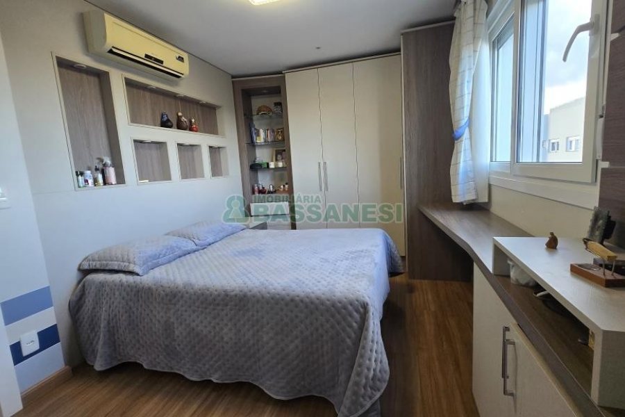 Apartamento com 193m², 3 dormitórios, 3 vagas, no bairro Panazzolo em Caxias do Sul para Comprar