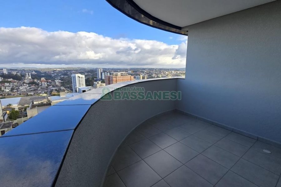 Apartamento com 193m², 3 dormitórios, 3 vagas, no bairro Panazzolo em Caxias do Sul para Comprar