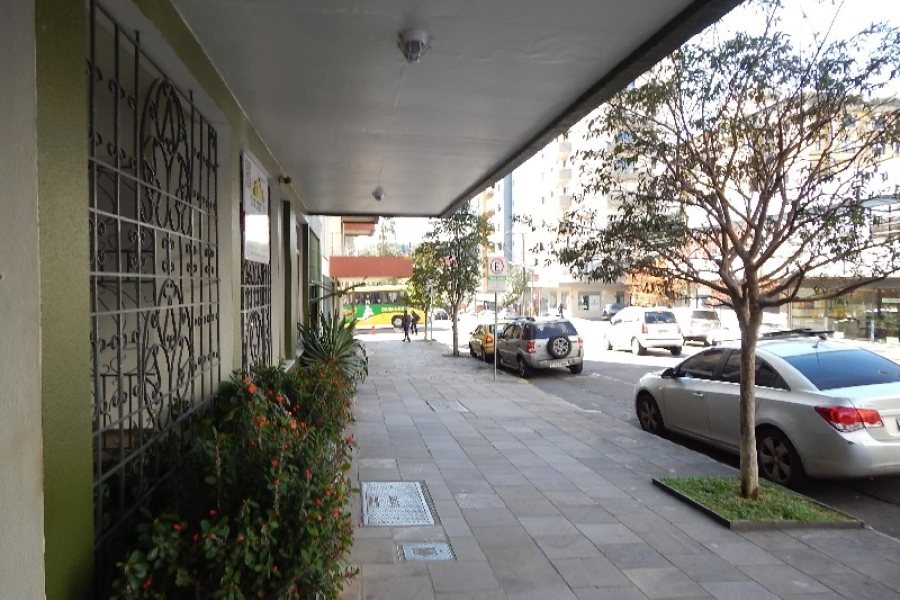 Loja com 227m², 1 vaga, no bairro Centro em Caxias do Sul para Alugar