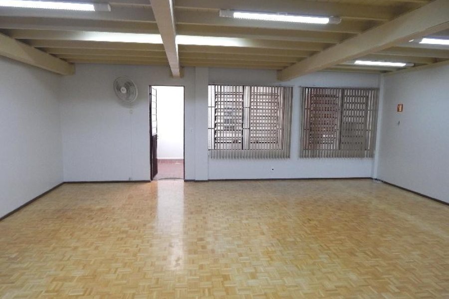 Loja com 227m², 1 vaga, no bairro Centro em Caxias do Sul para Alugar