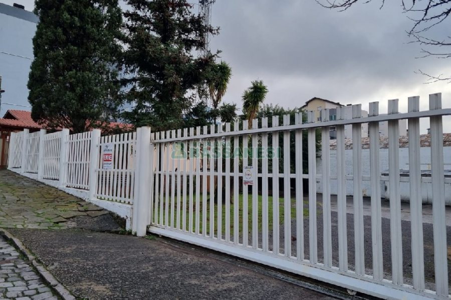 Terreno, no bairro Pio X em Caxias do Sul para Comprar