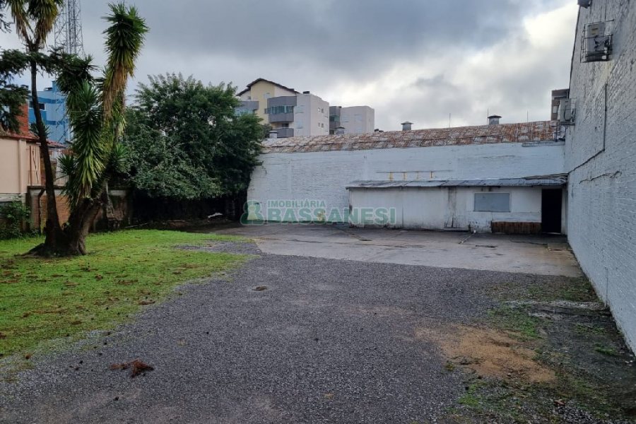 Terreno, no bairro Pio X em Caxias do Sul para Comprar