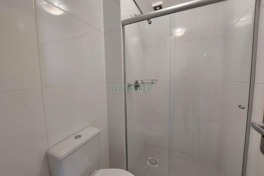 Apto Mobiliado com 47m², 1 dormitório, 1 vaga, no bairro Centro em Caxias do Sul para Alugar