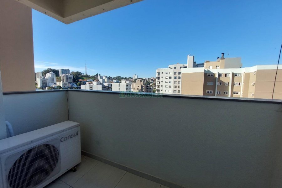 Apto Mobiliado com 47m², 1 dormitório, 1 vaga, no bairro Centro em Caxias do Sul para Alugar