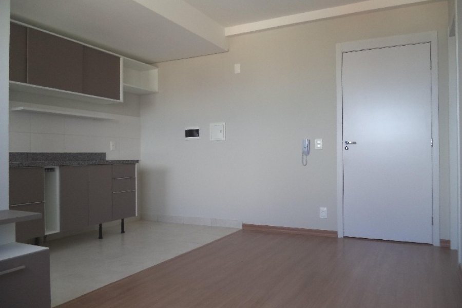 Apartamento com 38m², 1 dormitório, 1 vaga, no bairro Petrópolis em Caxias do Sul para Alugar