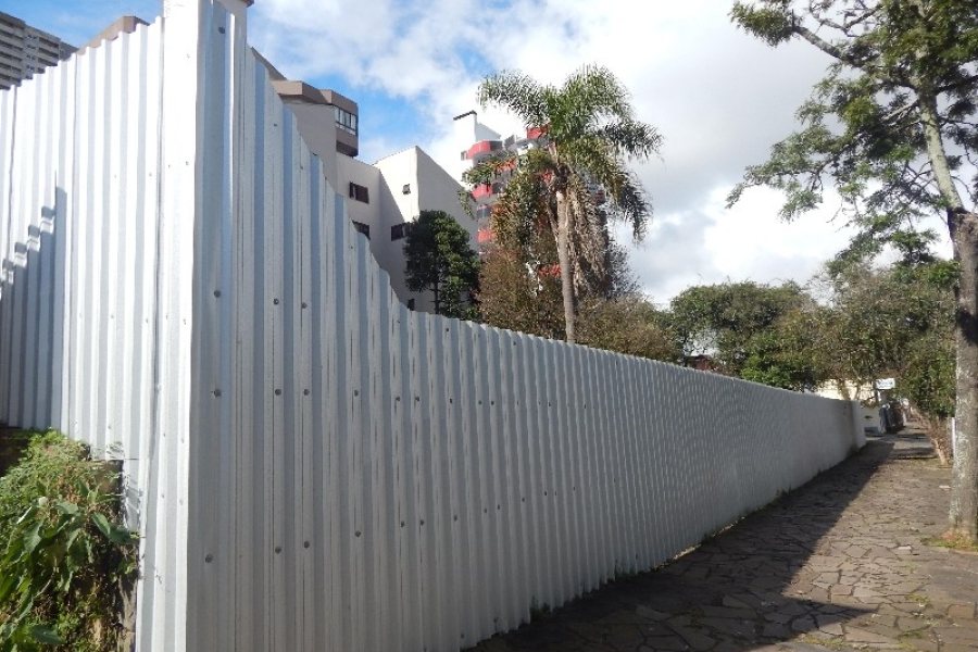 Terreno com 1420m², no bairro Pio X em Caxias do Sul para Alugar ou Comprar