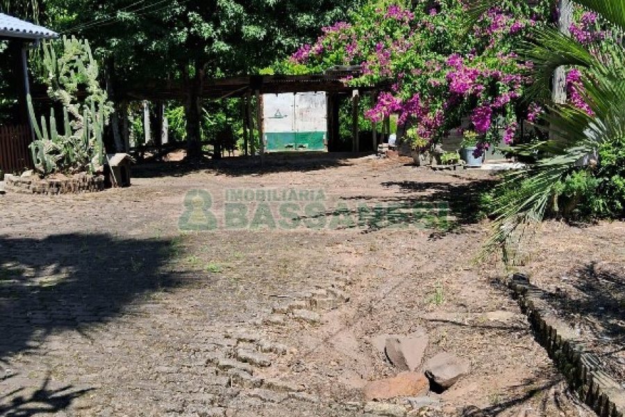 Terreno com 1950m², no bairro Vila Cristina em Caxias do Sul para Alugar