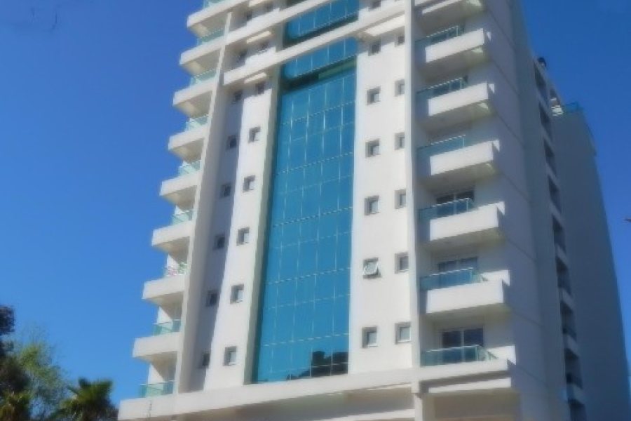 Apartamento com 80m², 2 dormitórios, 2 vagas, no bairro Panazzolo em Caxias do Sul para Comprar