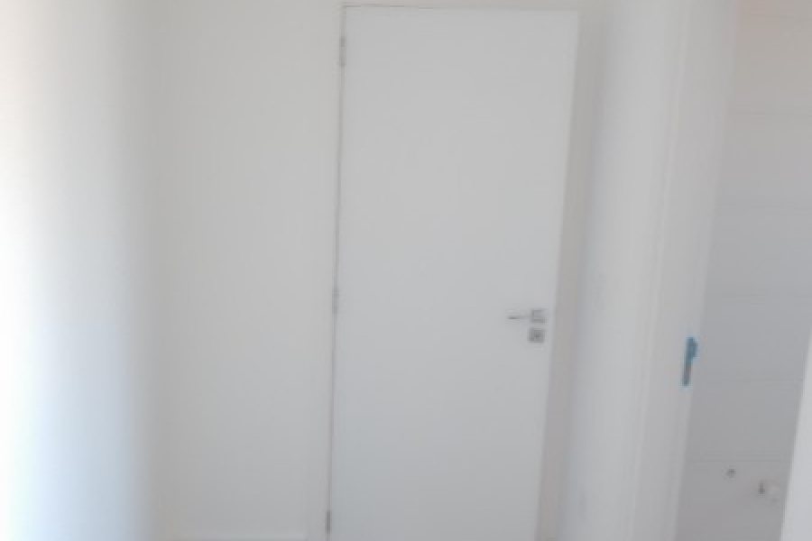 Apartamento com 80m², 2 dormitórios, 2 vagas, no bairro Panazzolo em Caxias do Sul para Comprar