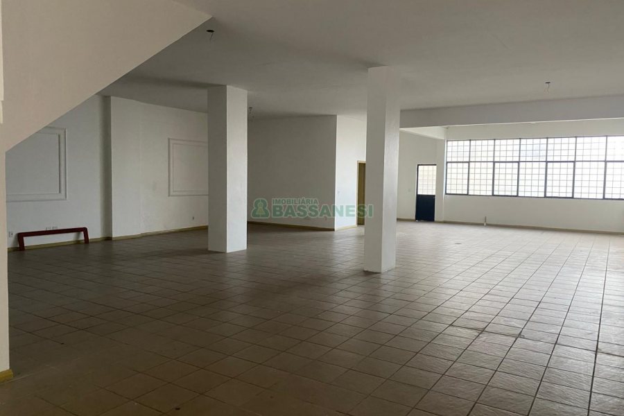 Loja com 465m², no bairro Centro em Caxias do Sul para Alugar