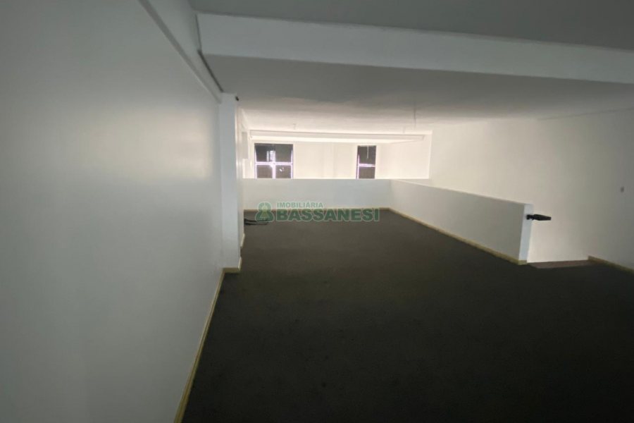 Loja com 465m², no bairro Centro em Caxias do Sul para Alugar