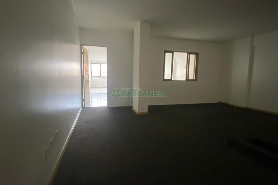 Loja com 465m², no bairro Centro em Caxias do Sul para Alugar