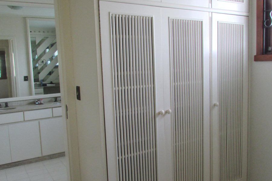 Casa com 238m², 4 dormitórios, 3 vagas, no bairro Sagrada Família em Caxias do Sul para Comprar