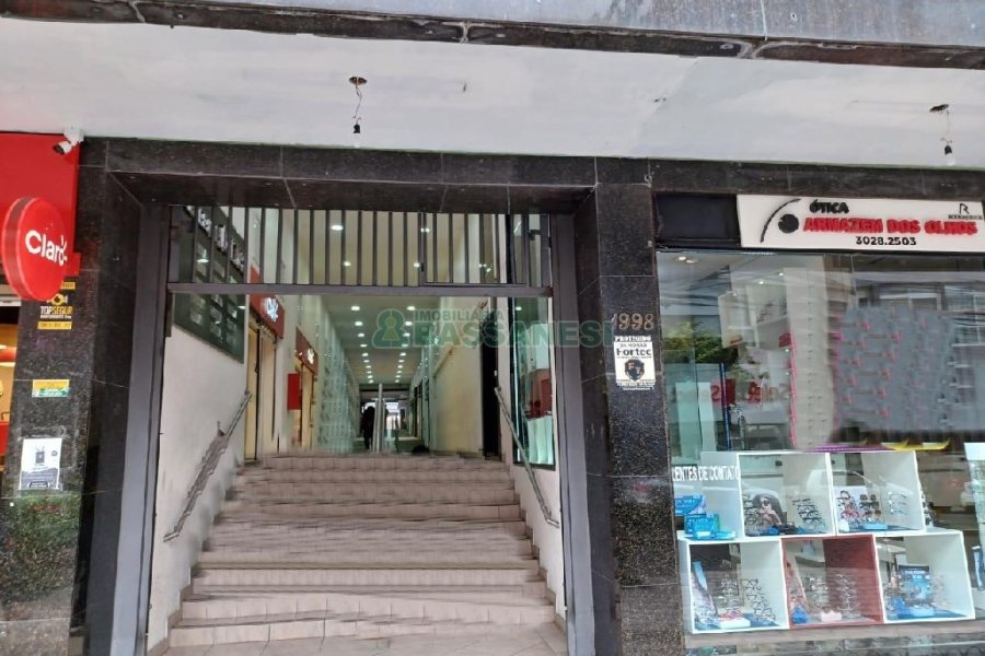 Sala com 20m², no bairro Centro em Caxias do Sul para Alugar