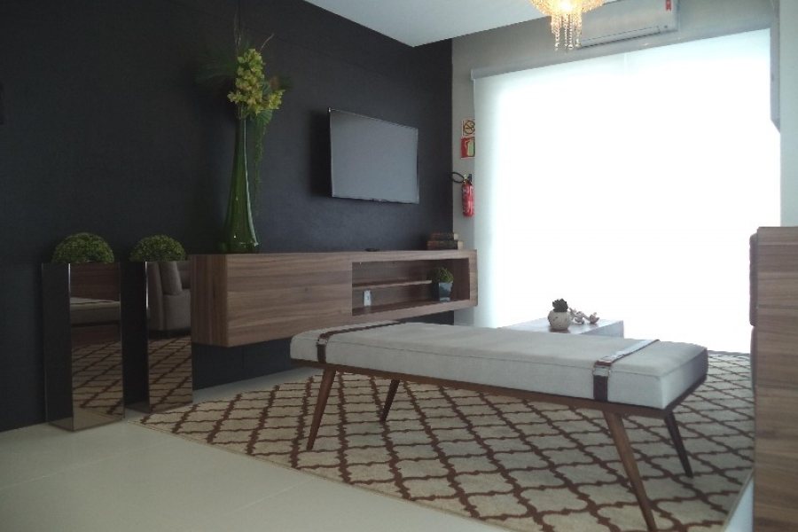 Apartamento com 78m², 2 dormitórios, 2 vagas, no bairro Panazzolo em Caxias do Sul para Comprar