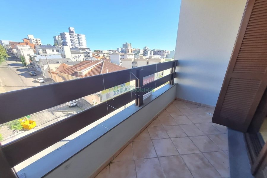 Apartamento com 120m², 3 dormitórios, 1 vaga, no bairro Rio Branco em Caxias do Sul para Alugar