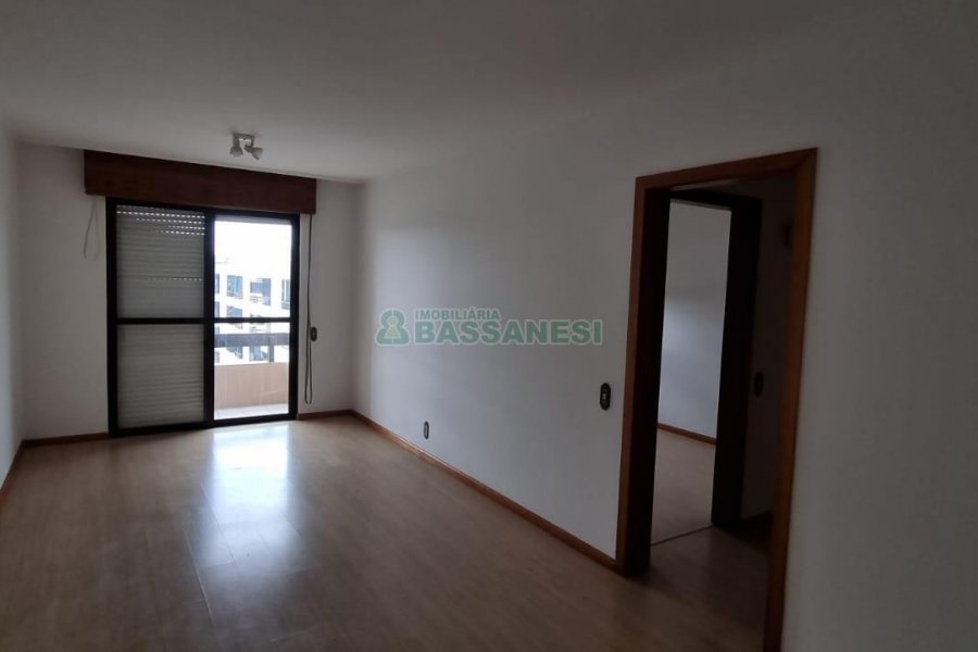 Apartamento com 90m², 2 dormitórios, 1 vaga, no bairro Madureira em Caxias do Sul para Alugar ou Comprar