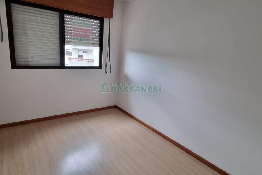 Apartamento com 90m², 2 dormitórios, 1 vaga, no bairro Madureira em Caxias do Sul para Alugar ou Comprar
