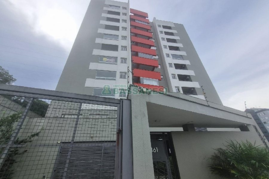 Apartamento com 52m², 1 dormitório, 1 vaga, no bairro Lourdes em Caxias do Sul para Alugar
