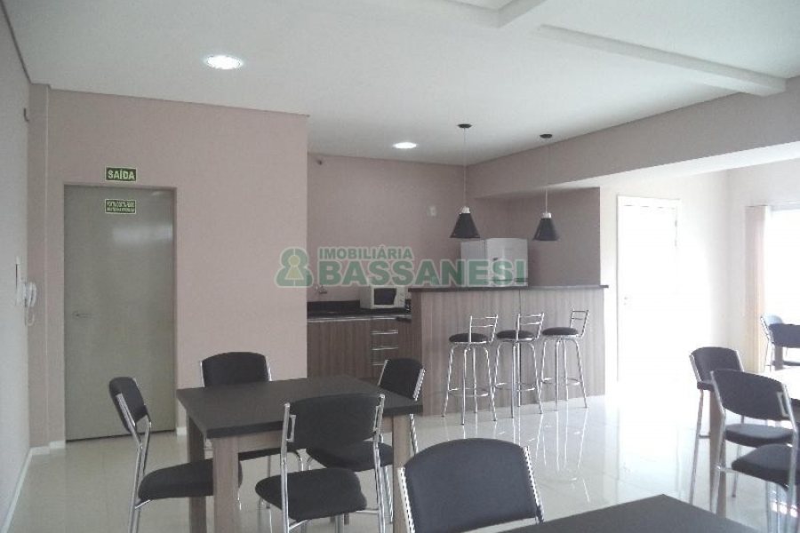 Apartamento com 52m², 1 dormitório, 1 vaga, no bairro Lourdes em Caxias do Sul para Alugar