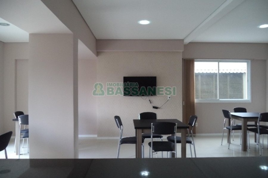 Apartamento com 52m², 1 dormitório, 1 vaga, no bairro Lourdes em Caxias do Sul para Alugar