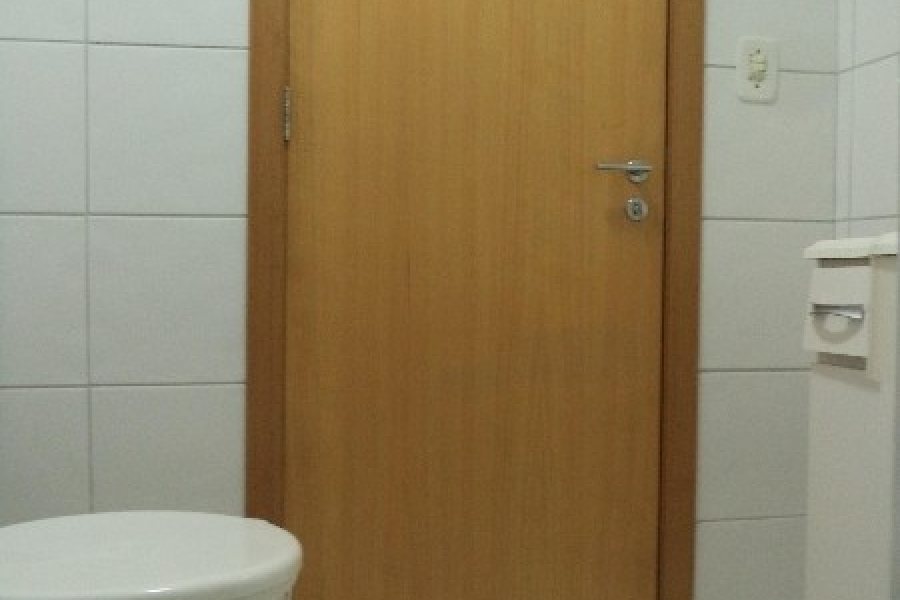 Apto Mobiliado com 45m², 1 dormitório, 1 vaga, no bairro Petrópolis em Caxias do Sul para Comprar