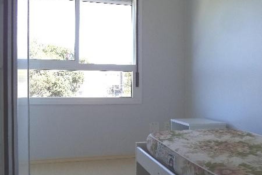 Apto Mobiliado com 45m², 1 dormitório, 1 vaga, no bairro Petrópolis em Caxias do Sul para Comprar