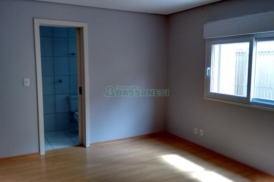 Apartamento com 137m², 2 dormitórios, 1 vaga, no bairro Jardim América em Caxias do Sul para Comprar