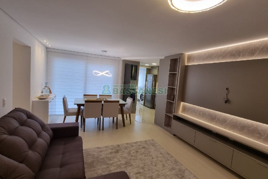 Apartamento com 106m², 3 dormitórios, 2 vagas, no bairro Panazzolo em Caxias do Sul para Comprar