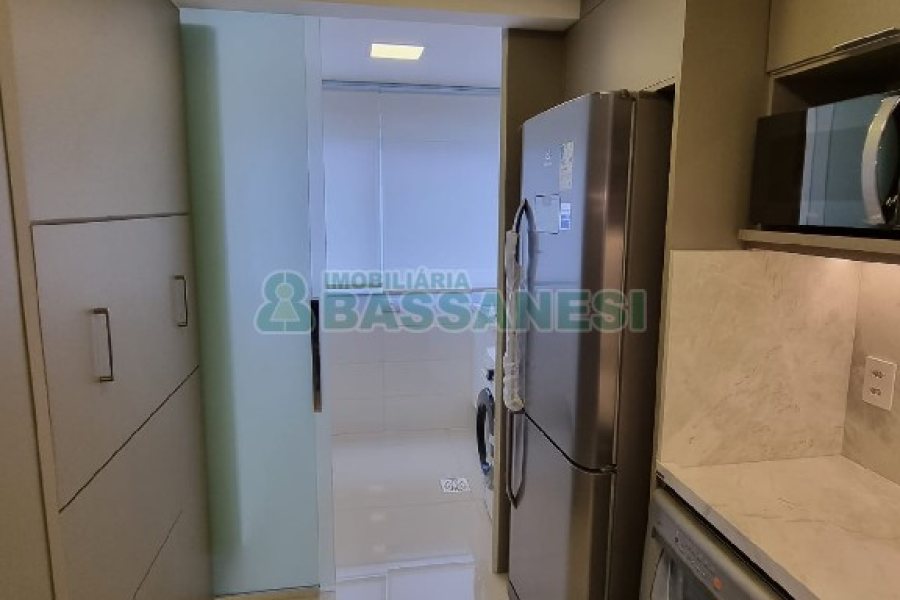 Apartamento com 106m², 3 dormitórios, 2 vagas, no bairro Panazzolo em Caxias do Sul para Comprar