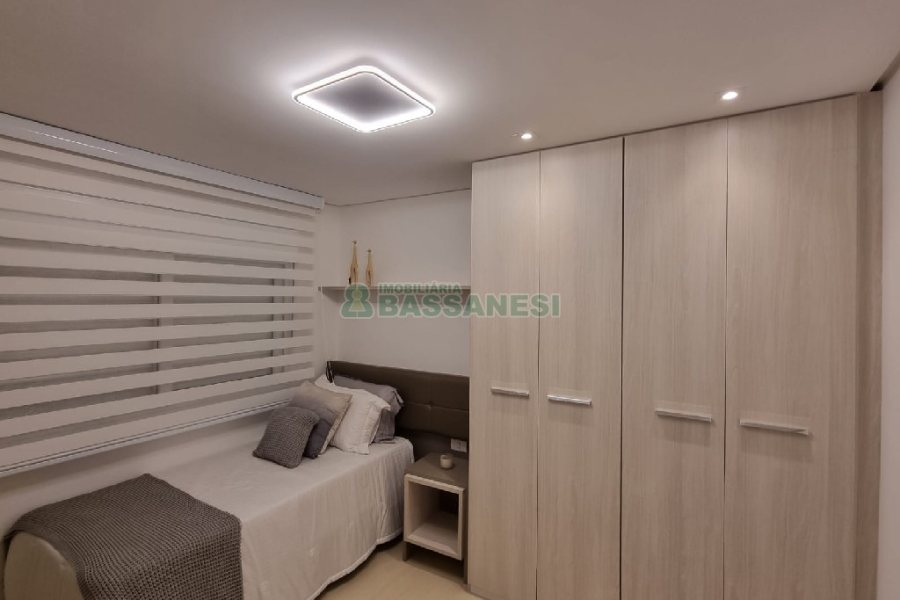 Apartamento com 106m², 3 dormitórios, 2 vagas, no bairro Panazzolo em Caxias do Sul para Comprar