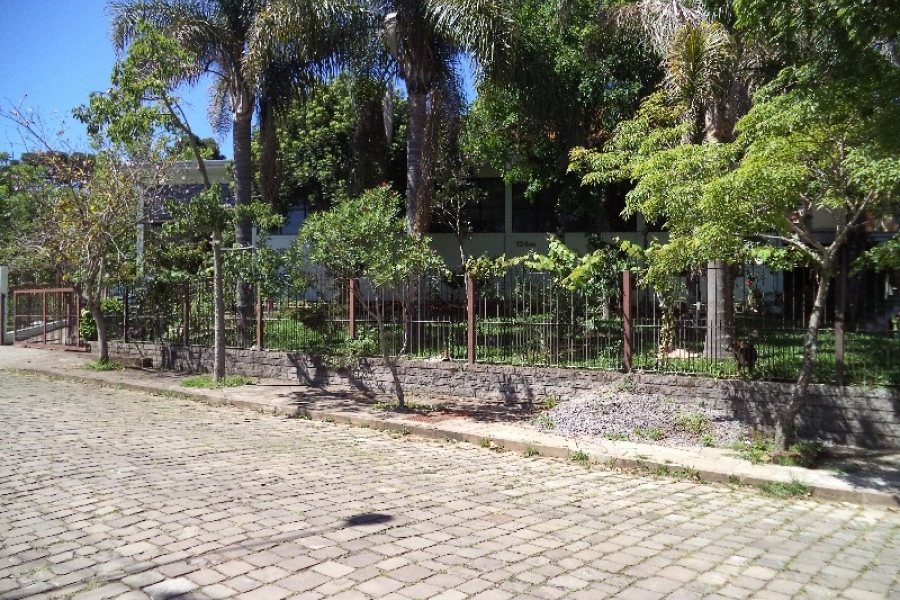 Pavilhão com 226m², no bairro Bela Vista em Caxias do Sul para Alugar