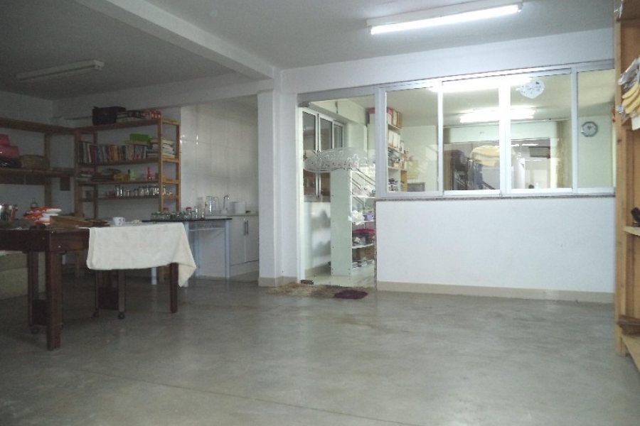 Pavilhão com 226m², no bairro Bela Vista em Caxias do Sul para Alugar