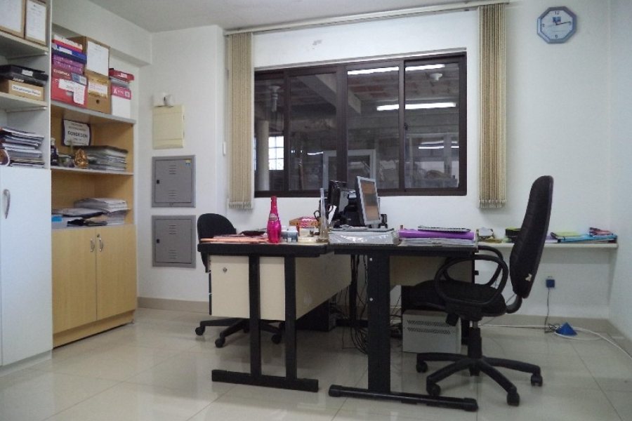 Pavilhão com 226m², no bairro Bela Vista em Caxias do Sul para Alugar