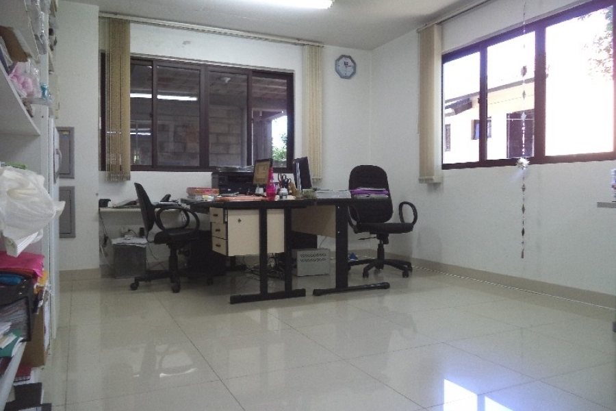 Pavilhão com 226m², no bairro Bela Vista em Caxias do Sul para Alugar