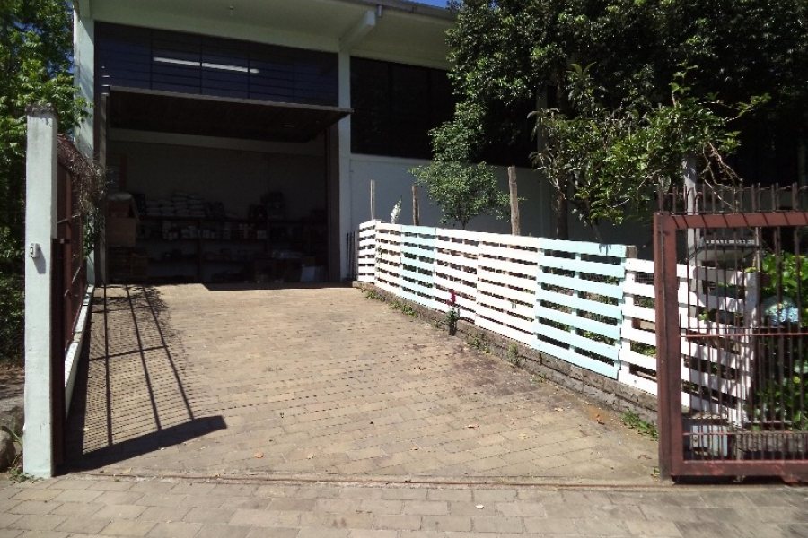 Pavilhão com 226m², no bairro Bela Vista em Caxias do Sul para Alugar